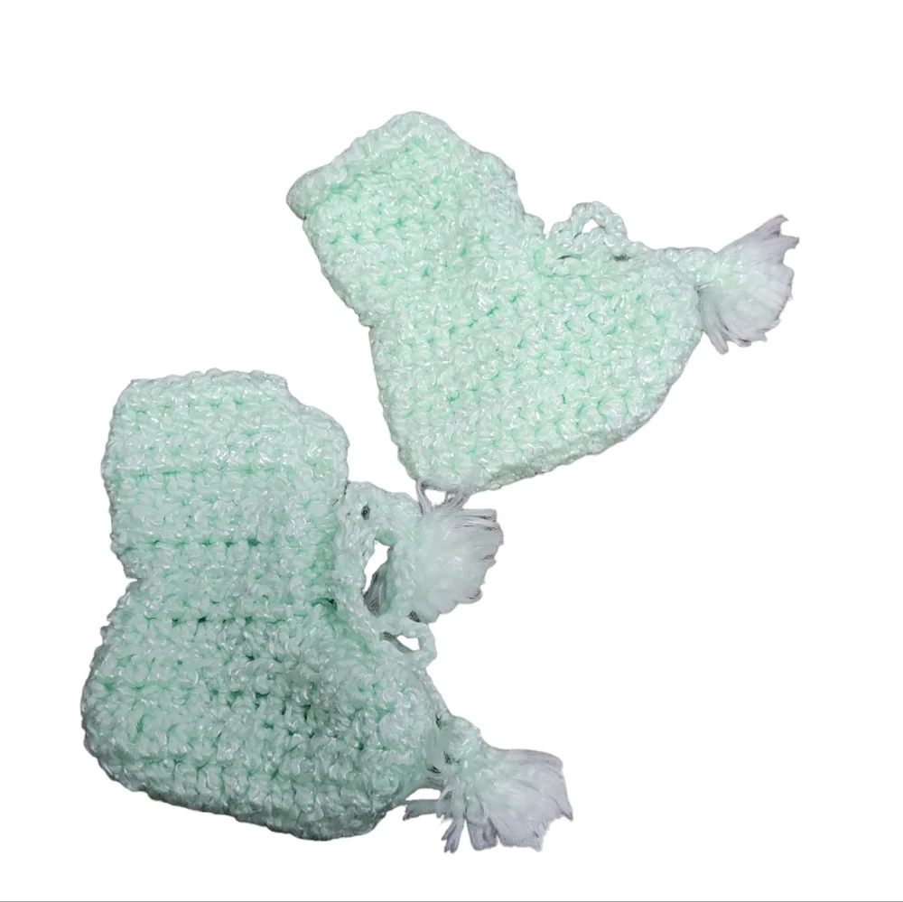 Handmade knit seafoam mint green baby booties, newborn or 0-3m
